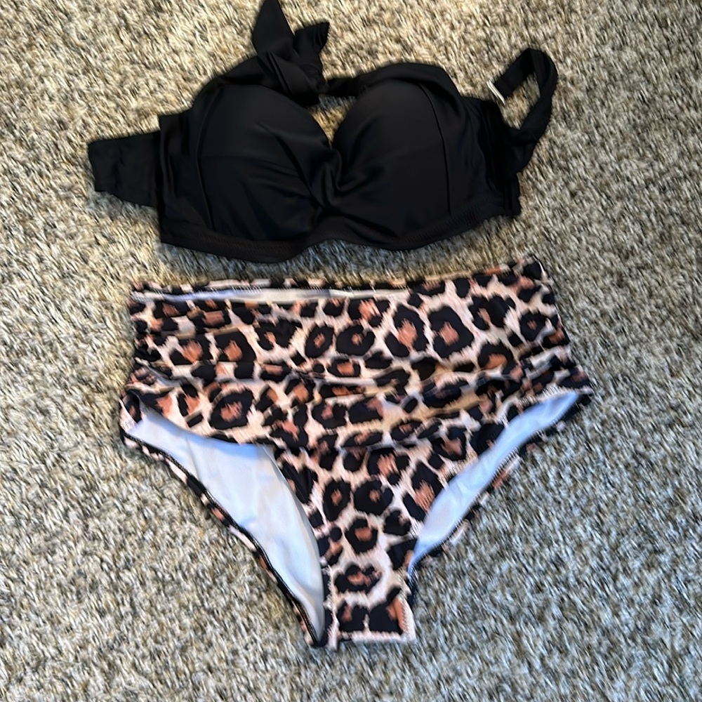 Rxrxcoco black and leopard bikini
